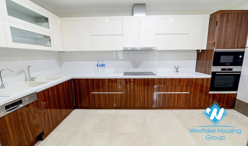 Luxury 4 beds apartment in L2 Block, Ciputra, Tay Ho